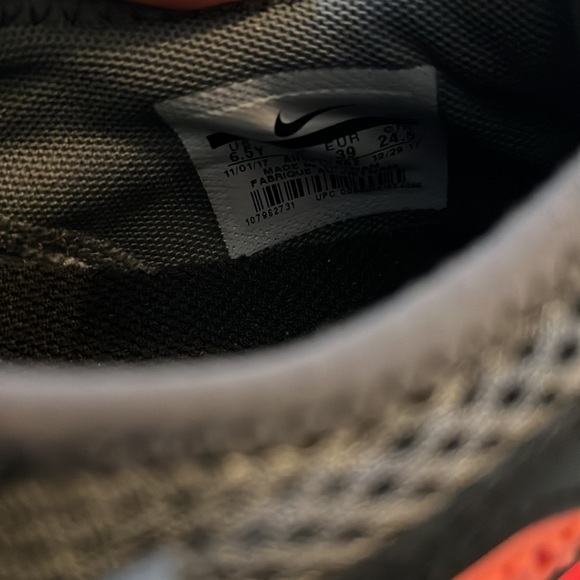 Boys 6.5Y Nike Airmax ah5211-002 - Picture 6 of 6